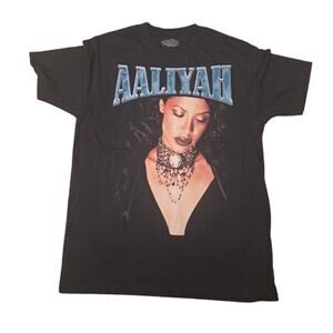 Here’s the listing for the Aaliyah Black Graphic Tee – M: